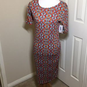 Lularoe Julia Small T-shirt dress